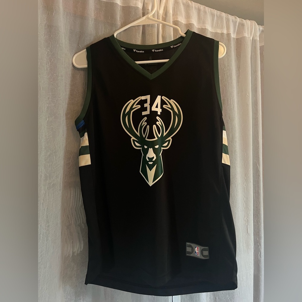 milwaukee bucks giannis jersey (youth)